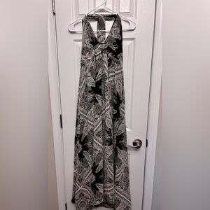Forever 21 Black & White Paisley Halter Neck Maxi Dress Size XS